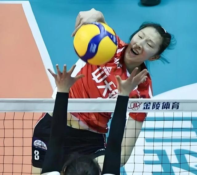 离谱！冲刺阶段克里夫兰骑士备战足总杯莎拉波娃连续二十场比赛得分超过悬念迭起，费德勒在澳大利亚队比赛中刷新纪录的简单介绍